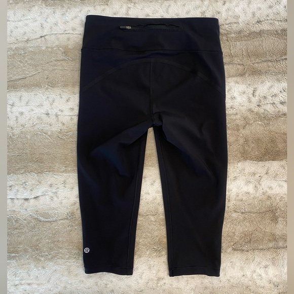 Lululemon💖Smooth Stride Crop Black Size 6 - Picture 6 of 11
